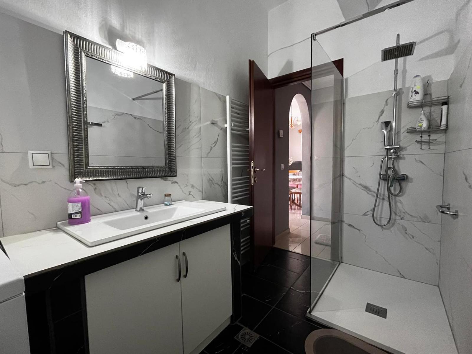 Soula'S Sunshine Big Apartment Nea Karvali Exterior photo